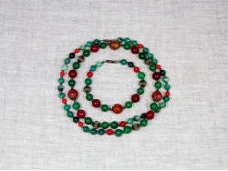 Комплект бусы и браслет из зеленого и красного агата от Nur