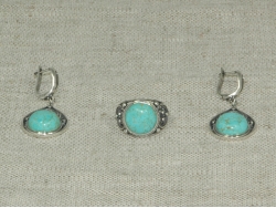 Комплект кольцо и серьги из голубой бирюзы